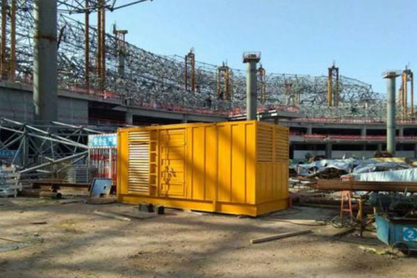 泗县发电机出租如何判断空气滤清器是否需要更换？
